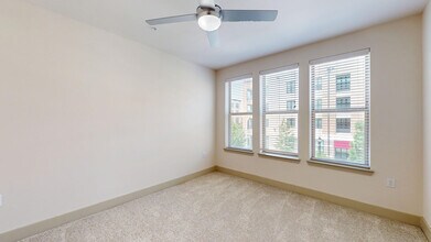 Interior Photo - Central Square at Frisco