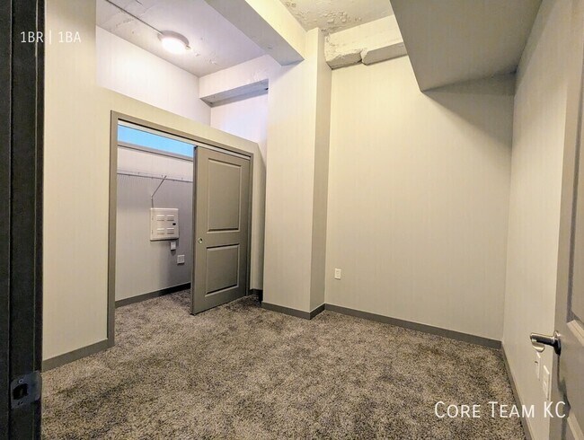 Foto del edificio - 1121 McGee St
