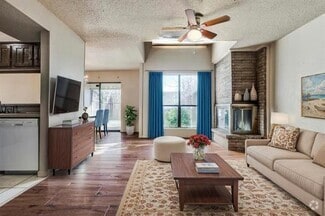 Building Photo - 4146 Towngate Blvd