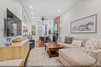 Building Photo - 1210 Park Ave