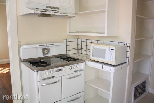Foto del edificio - 956 W 23rd St