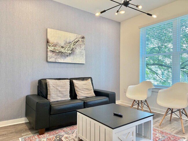 Foto del edificio - 525 Parkway Dr NE