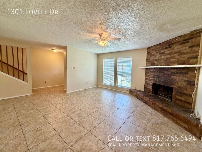 Foto del edificio - 1301 Lovell Dr