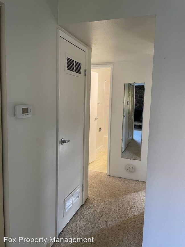 Building Photo - 2 br, 1 bath House - 3375 Chisholm Trail  ...