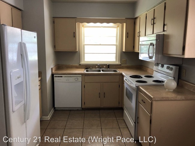 Building Photo - 3 br, 2 bath House - 1503 Garland