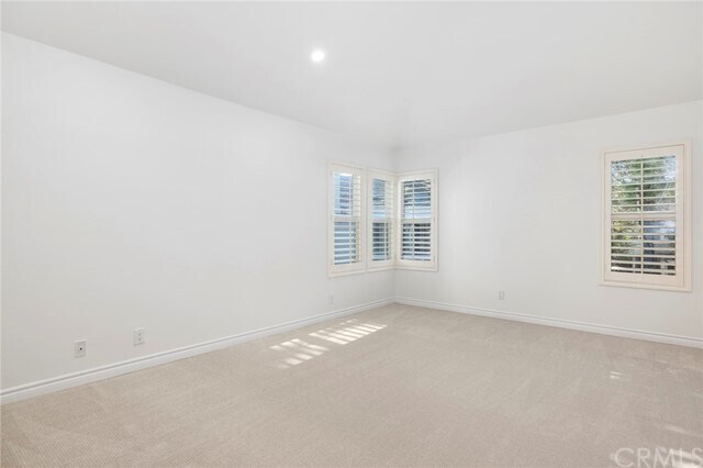 Building Photo - 220 Hartford Dr