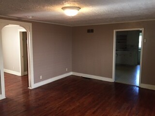 Foto principal - 853 West Seminole Street