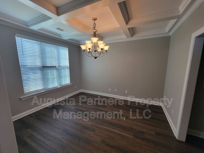 Building Photo - 1733 Ethan Way