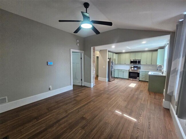 Foto del edificio - 908 E 20th Ave