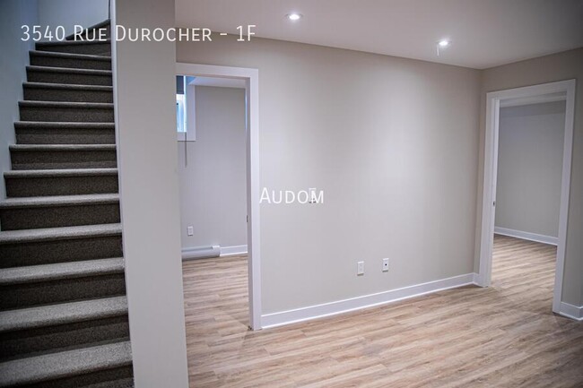 Photo du bâtiment - 3540 Rue Durocher