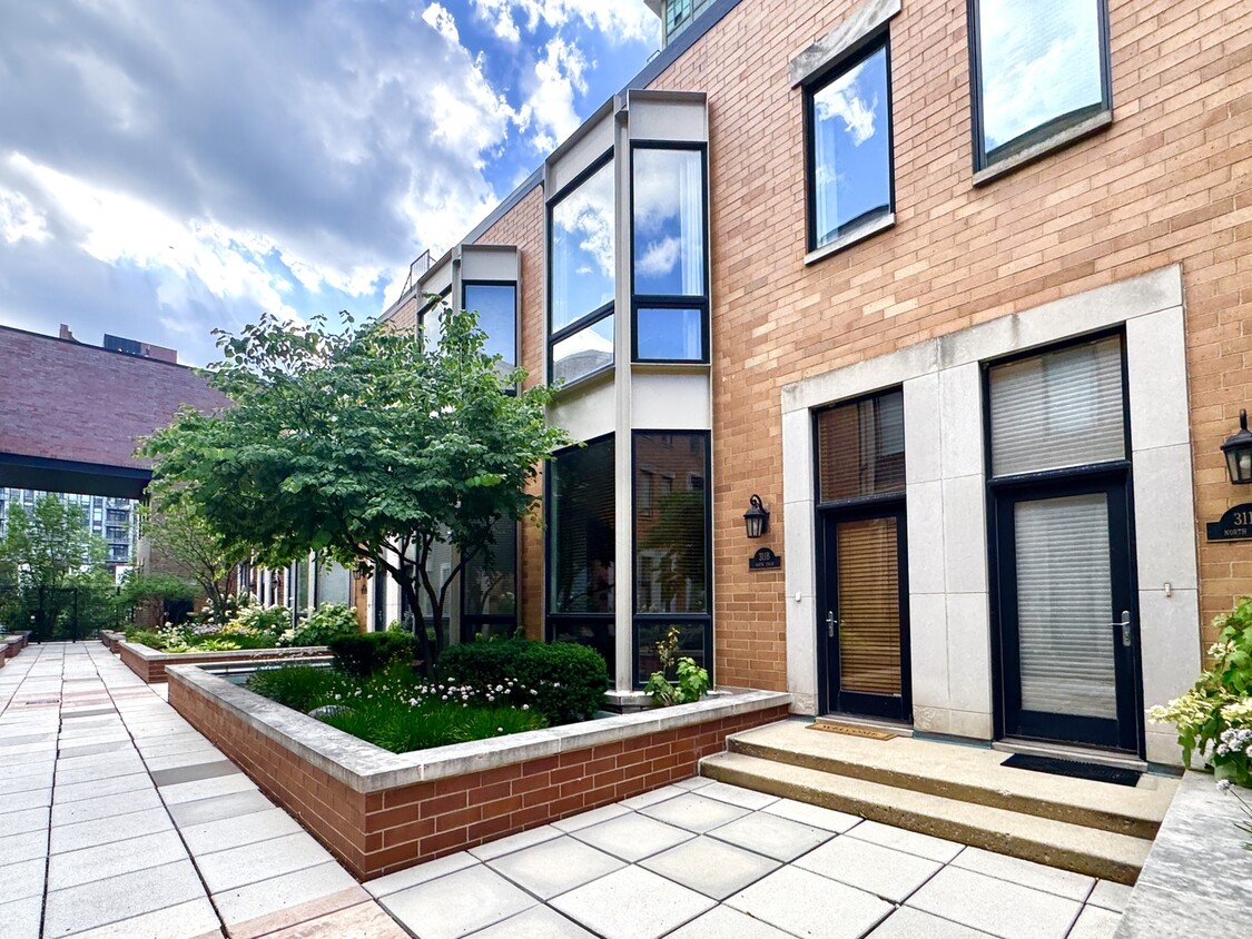 Primary Photo - 311 N Union Ave