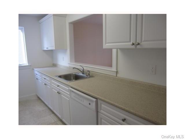 Building Photo - 207 Tondo Cir