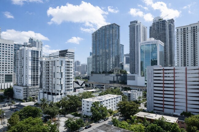 Foto del edificio - 132 SW 9th St