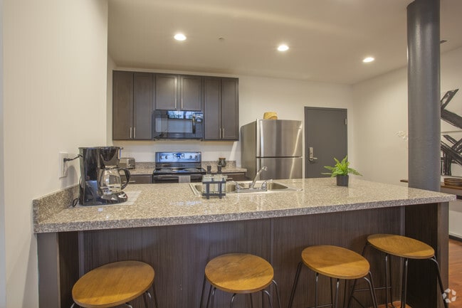 2 habitaciones, 2 baños - LOFTS AT INMAN MILLS