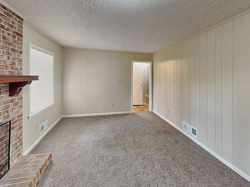 Foto del edificio - 5676 Crestwood Dr SW