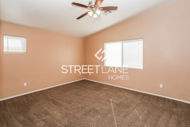Foto del edificio - 4 Bedroom in North Las Vegas!