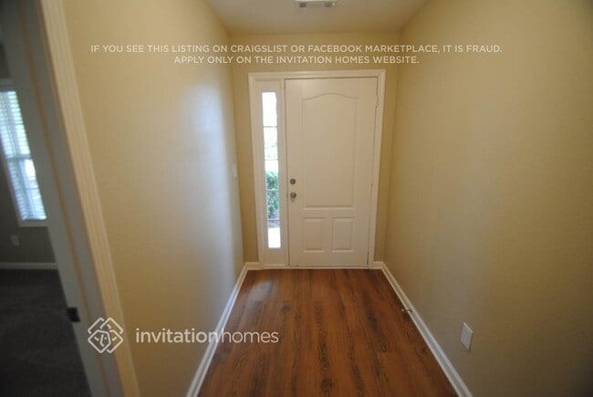 Foto del edificio - 6685 White Walnut Way