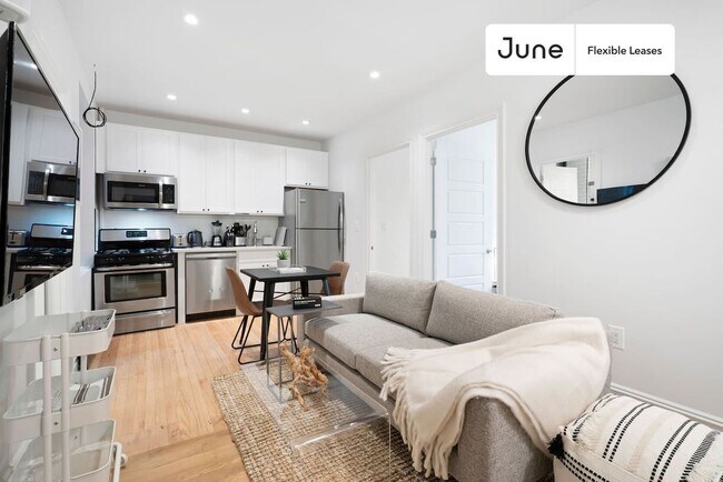 Foto del edificio - Modern Private ROOM in Greenpoint
