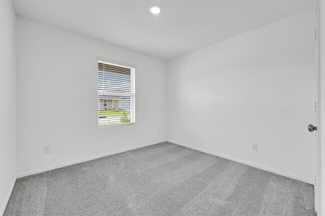 Foto del edificio - 25424 Birch St