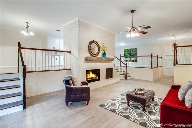 Foto del edificio - Remodeled home.....Country Feel but close ...
