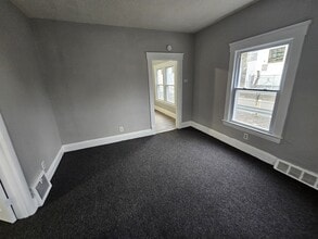 Building Photo - 4110 E 64th St