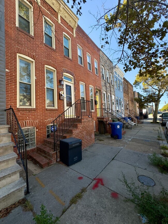 Foto del edificio - Charming 3Bed/1.5Bath in Washington Village