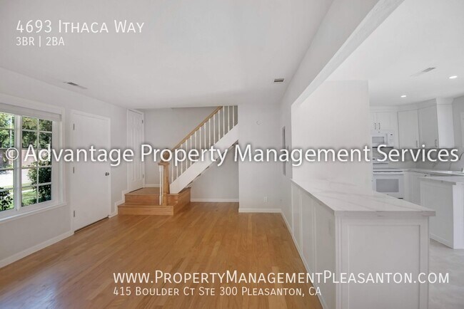 Foto del edificio - 4693 Ithaca Way