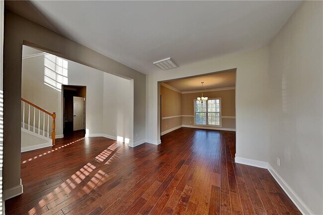 Foto del edificio - 450 Fairway Walk Dr NE