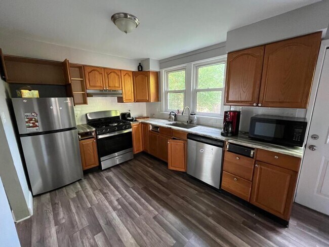 Photo - 36 State St House