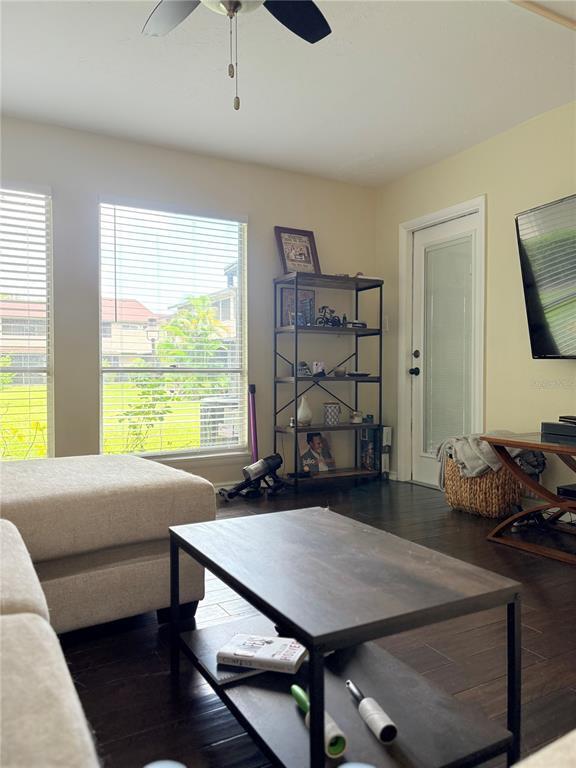 Foto del edificio - 4463 Rayfield Dr