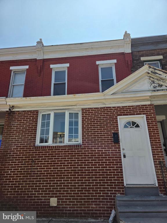 Foto principal - 5456 Spruce St