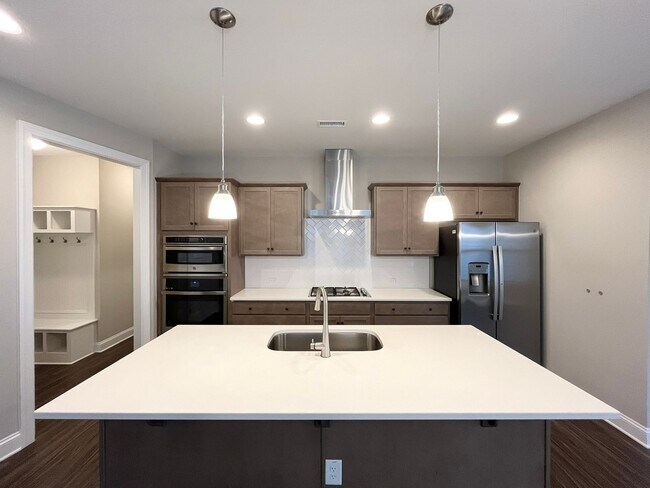 Foto del edificio - Newly Built 3BD, 2.5BA Durham Home Near Brier Creek, Interstates, and RDU Airport in an HOA Commu...