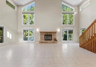Building Photo - 2801 Druid Hill Dr
