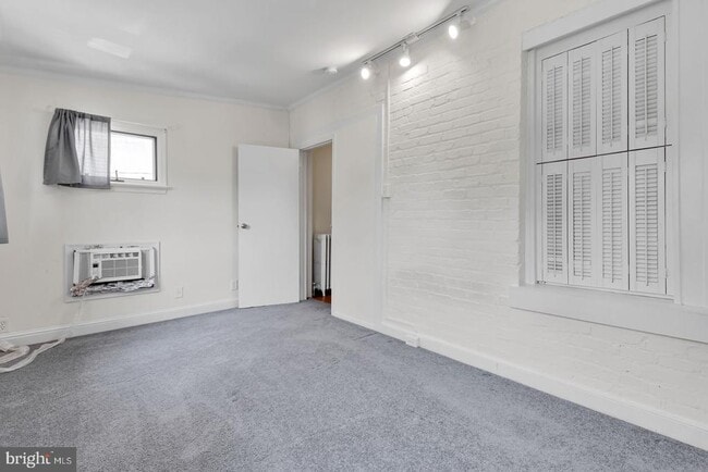Building Photo - 1710 37th St NW