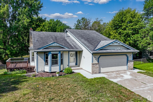 Late-20th century homes can be found along the Interstate 494 and 94 corridors in Maple Grove.
