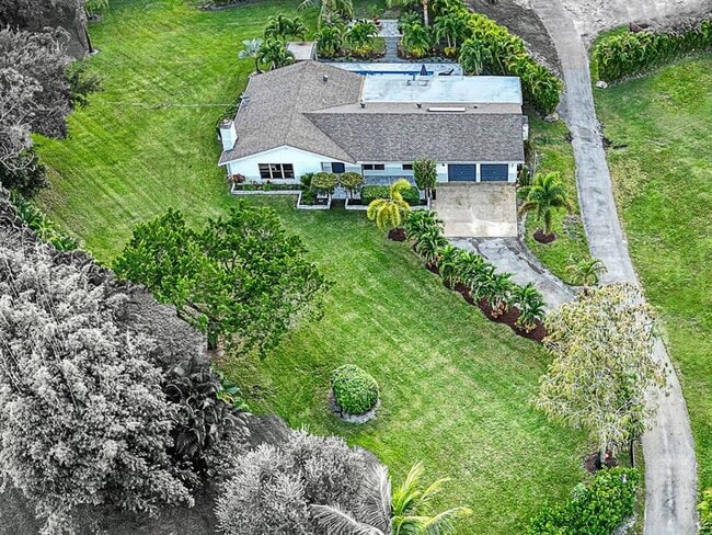 Foto del edificio - 10962 57th Pl S