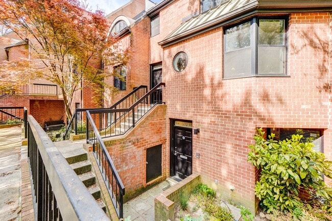 Building Photo - Unique Urban Oasis with Exquisite Upgrades...