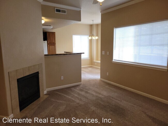 Building Photo - 2 br, 2 bath House - 4315 Golden Glow View...