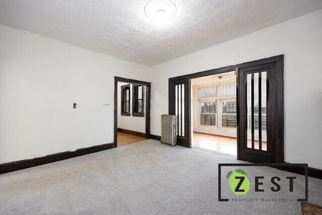 Foto del edificio - 4016 Hogarth St