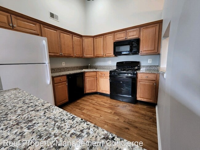 Building Photo - 2 br, 2 bath House - 980 Juniper Way