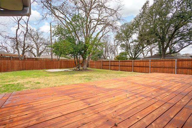 Building Photo - 302 S Lindale Ln