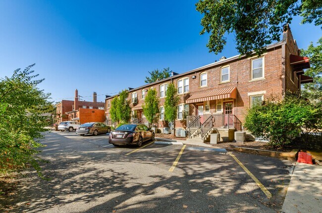 Foto del edificio - 534 S Drexel Ave