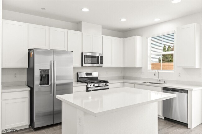 Foto del edificio - 10146 Glen Aulin St