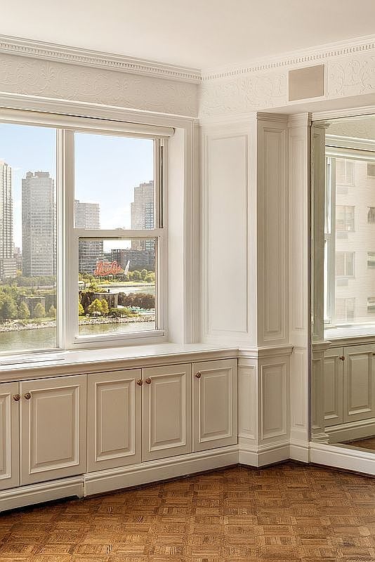 Photo - 50 Sutton Pl S Apartment