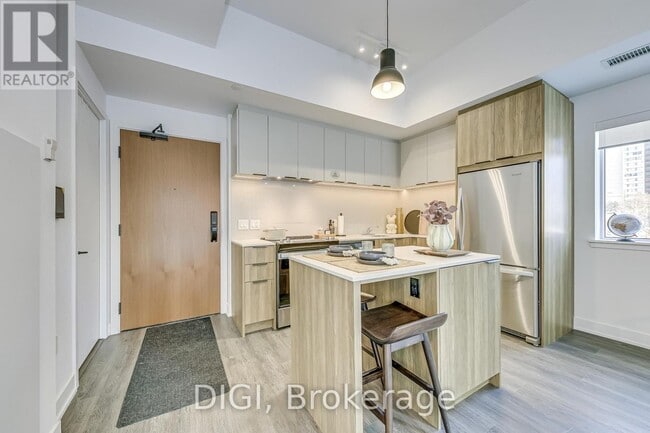 Building Photo - 185-185 Enfield Pl