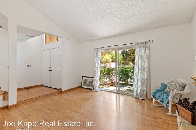Building Photo - 2 br, 2 bath House - 594 Rosewood Ave.
