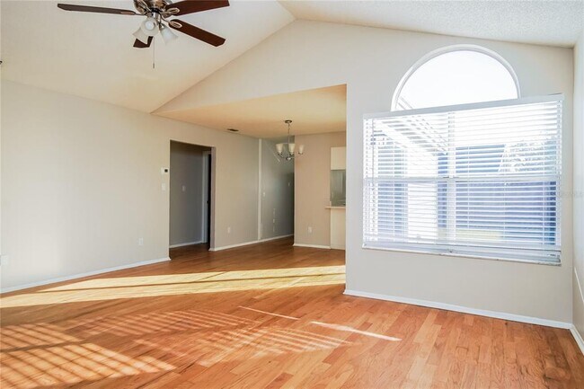 Foto del edificio - 7610 Pacific Heights Cir