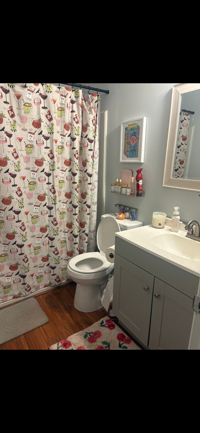 Foto del edificio - 220 Elm St