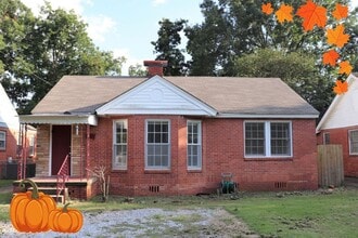 Building Photo - 2320 McCarter Ave