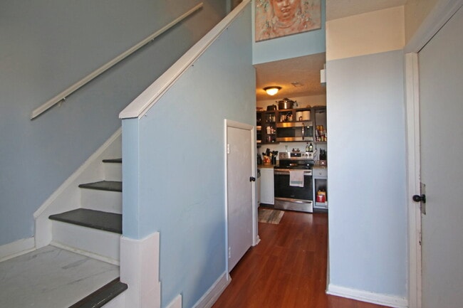 Building Photo - "Rent a floor in this 4-Bedroom Furnished ...